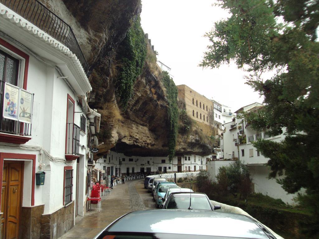 Casa Rural Cuevas Del Sol Setenil De Las Bodegas Exteriör bild