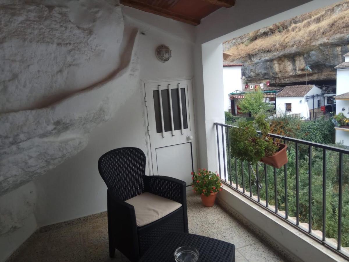 Casa Rural Cuevas Del Sol Setenil De Las Bodegas Exteriör bild